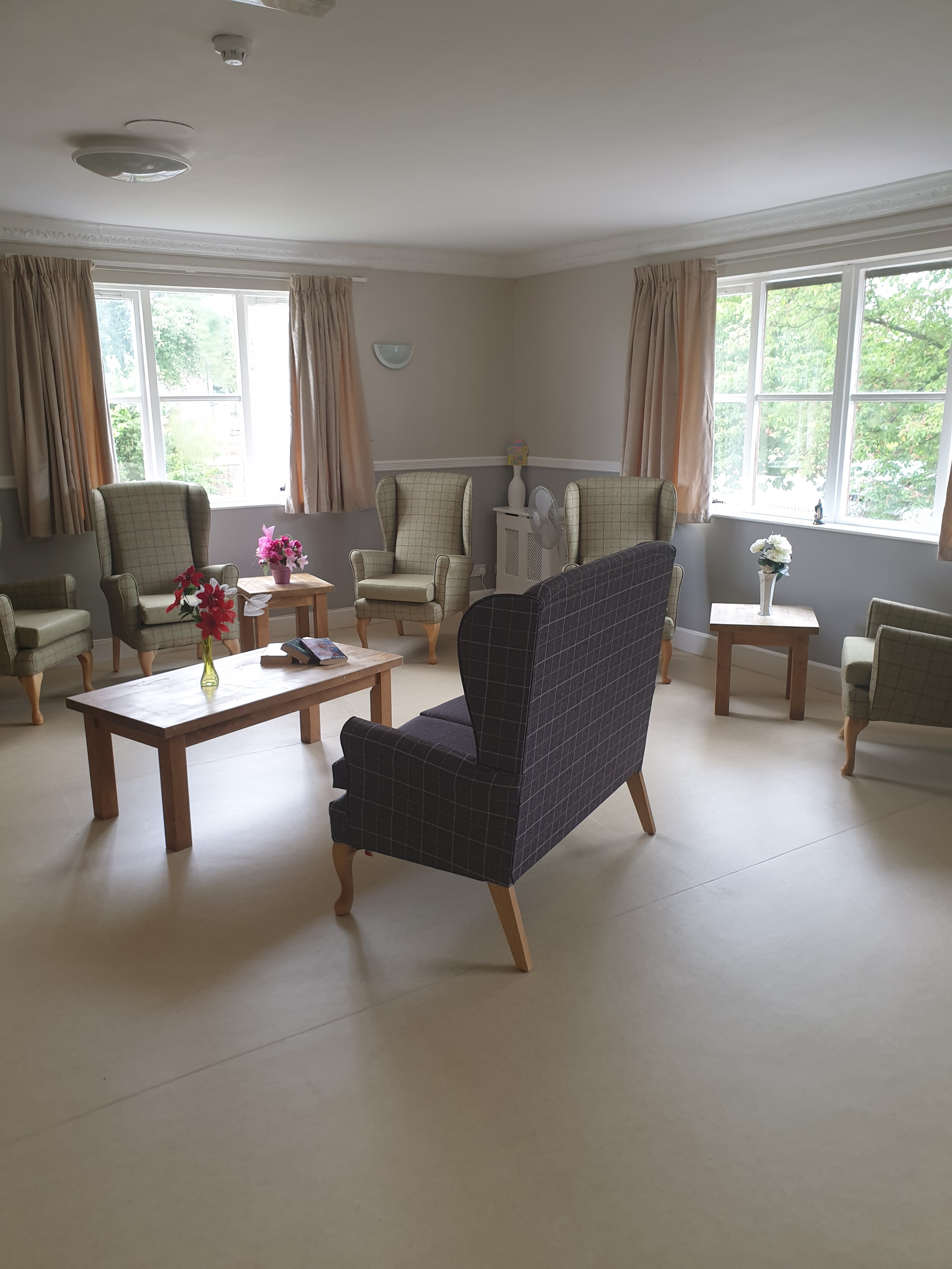 Lounge May 19 EC: Key Healthcare is dedicated to caring for elderly residents in safe. We have multiple dementia care homes including our care home middlesbrough, our care home St. Helen and care home saltburn. We excel in monitoring and improving care levels.